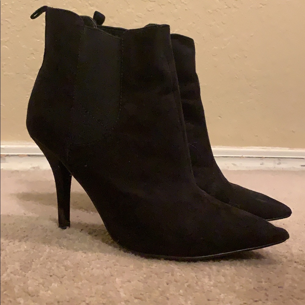GUESS Booties